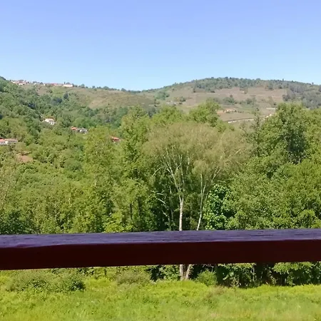 度假居 O Salgueiral 卡斯特罗卡尔德拉斯